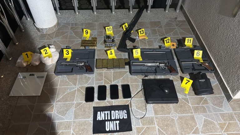 Aksioni në Suharekë, Prokuroria: Sekuestrohen 2 kg heroinë, ndalohen tre persona