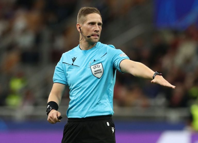 UEFA zbulon gjyqtarët për ndeshjen vendimtare Kosova–Sllovakia