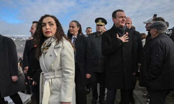 Kurti hedh pretendimet e Osmanit se e ‘favorizoi’ për datën e zgjedhjeve: S’ishte e mundur më herët