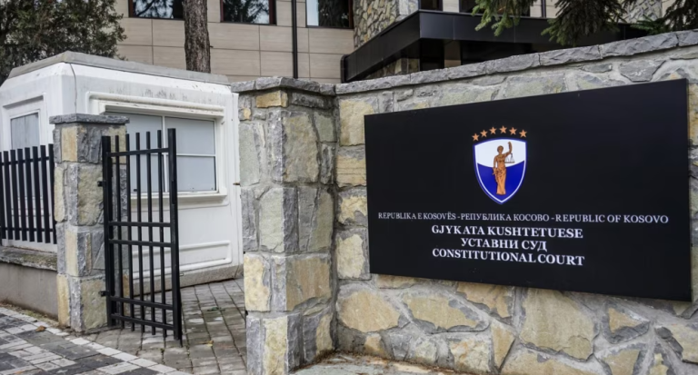 Kushtetuesja shpall të papranueshme kërkesën e PDK-së për liberalizimin e tregut energjetik