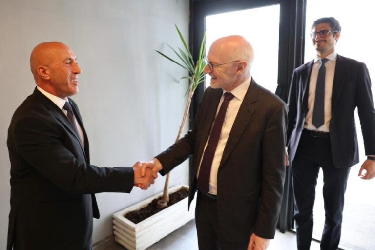 Haradinaj takon ambasadorin francez, Guerot