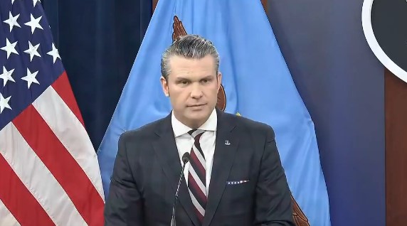 Hegseth: Udhëheqësit e lartë iranianë janë të vdekur, Forca Ajrore e Iranit nuk ekziston më