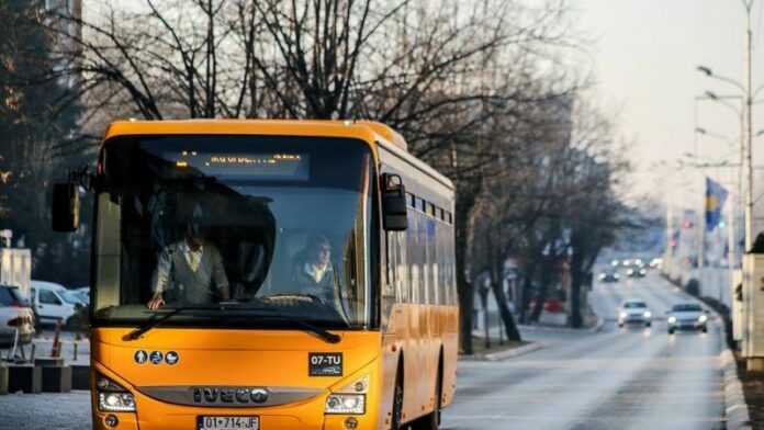 Ndeshja Kosovë-Turqi, shtohen linjat e autobusëve nga aeroporti