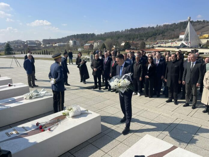 Abdixhiku: Përpjekja për shuarjen e trungut familjar të Jasharëve ishte përpjekje për shuarjen e popullit të Kosovës