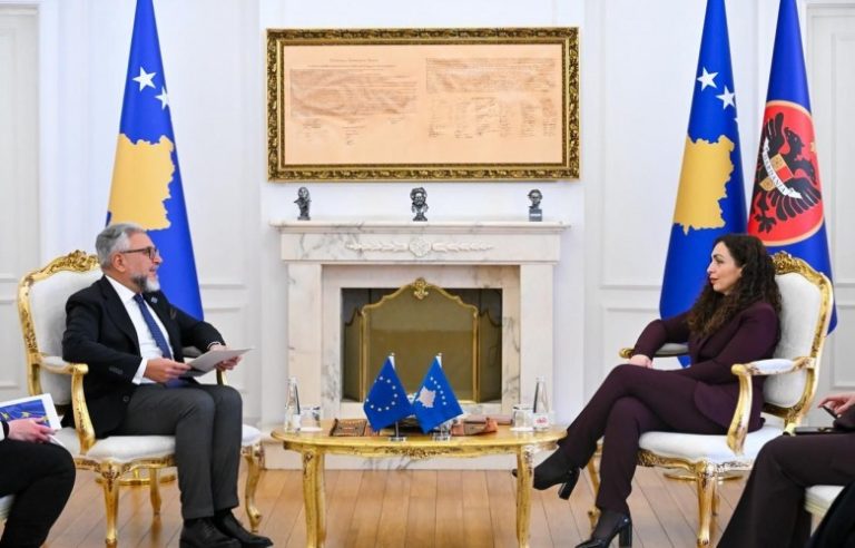 Osmani pret shefin e EULEX-it, temë edhe siguria dhe sundimi i ligjit