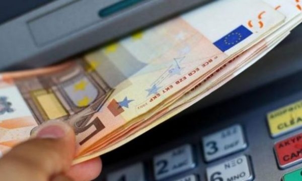 Paga e 13-të për sektorin publik ekzekutohet më 31 mars