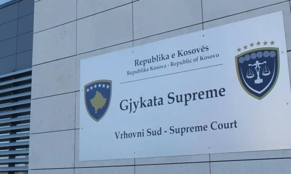 Supremja shfuqizon kufizimin kohor për njohjen e kualifikimeve arsimore në pensione