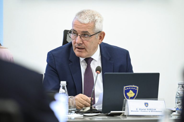 Kërcënimi i Vulinit për Kosovën, Sveçla: Precedent i rrezikshëm, nuk mund të na frikësojnë e as të na ndalin