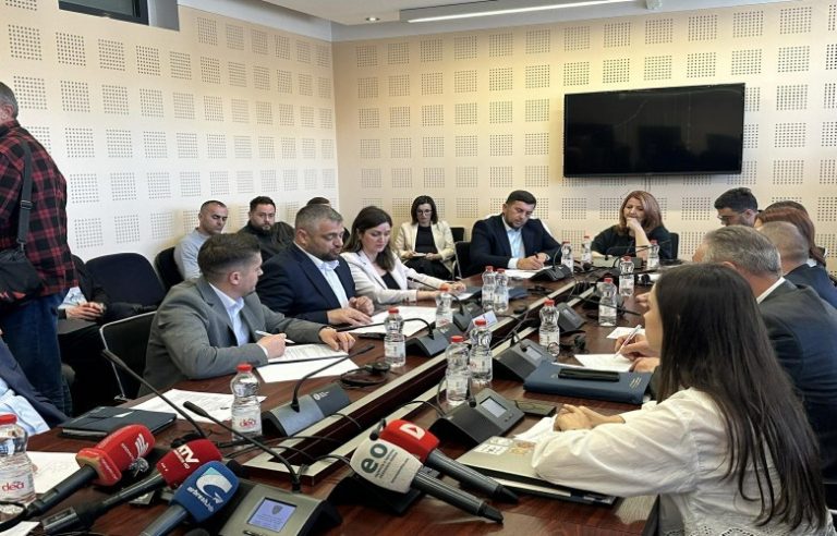 Hoti kërkon verifikim institucional për ekspozitat e luftës