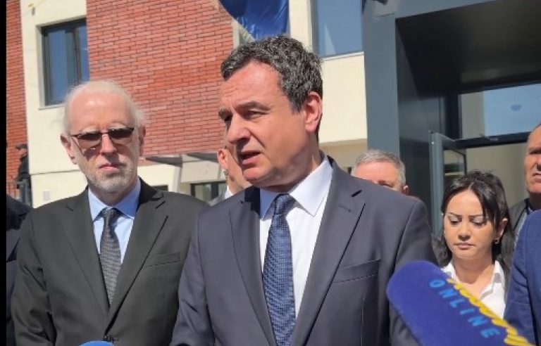 Kurti: Bandat kriminale janë shpartalluar, normaliteti po kthehet në veri