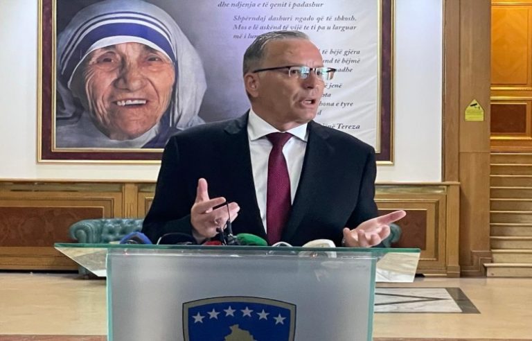 PDK refuzon ofertën e VV-së, Hamza: Manovër politike