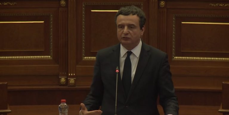 Kurti i drejtohet opozitës: Ejani na ndihmoni që t’i kemi veç dy pozita