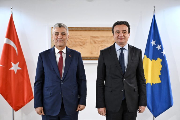 Kurti pret ministrin turk të Tregtisë, kërkohet thellim i bashkëpunimit ekonomik dhe zgjerim i marrëveshjes për tregti të lirë