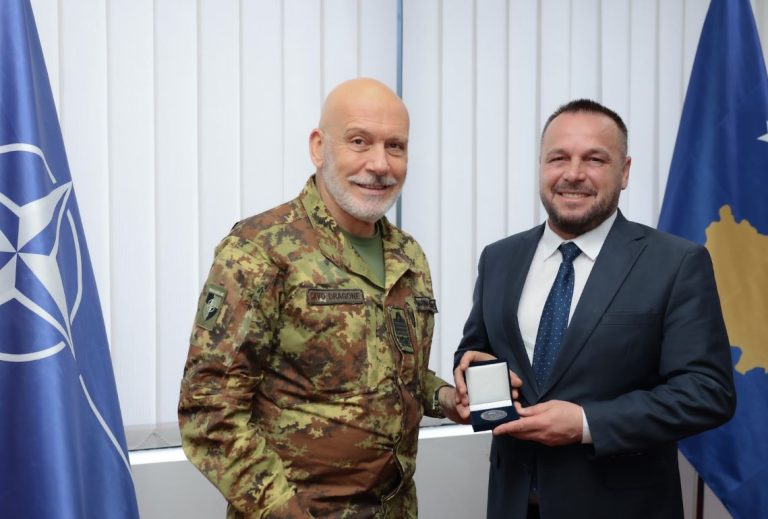 Maqedonci: Anëtarësimi në NATO dhe BE, synim strategjik i Kosovës
