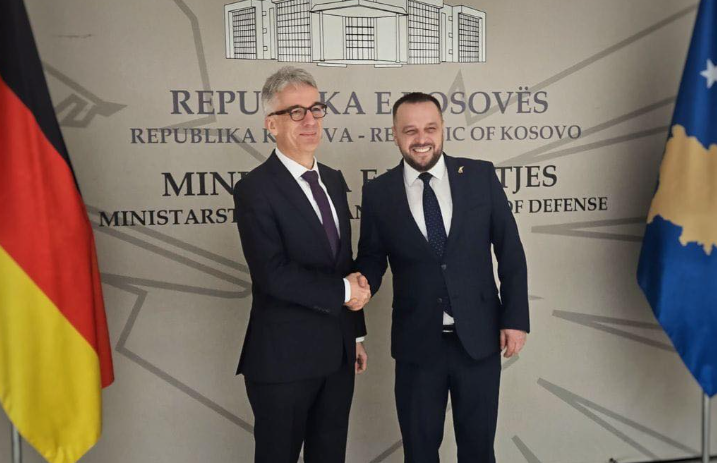 Ambasadori gjerman takohet me Maqedoncin, ndihmë 3 milionëshe nga Gjermania për 5 projekte për FSK-në