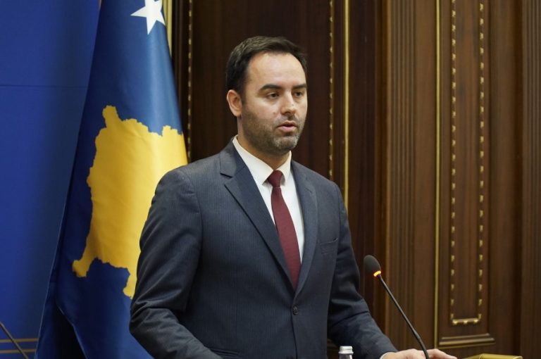 Konjufca: PDK duhet t’i nxjerrë në tavolinë emrat për president, një emër i “pakapërcyeshëm” do na nxirrte fajtorë