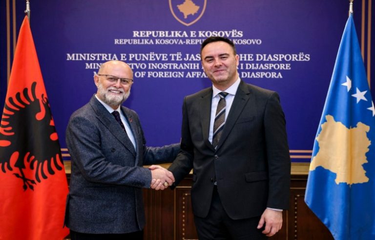 Konjufca takon ambasadorin Malaj, flasin për interesin e përbashkët strategjik kombëtar