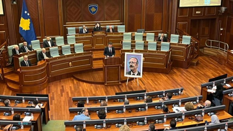 Kurti citon deklaratën e Engel në Kuvend: Dua ta shoh Kosovën të njohur nga secili shtet në botë