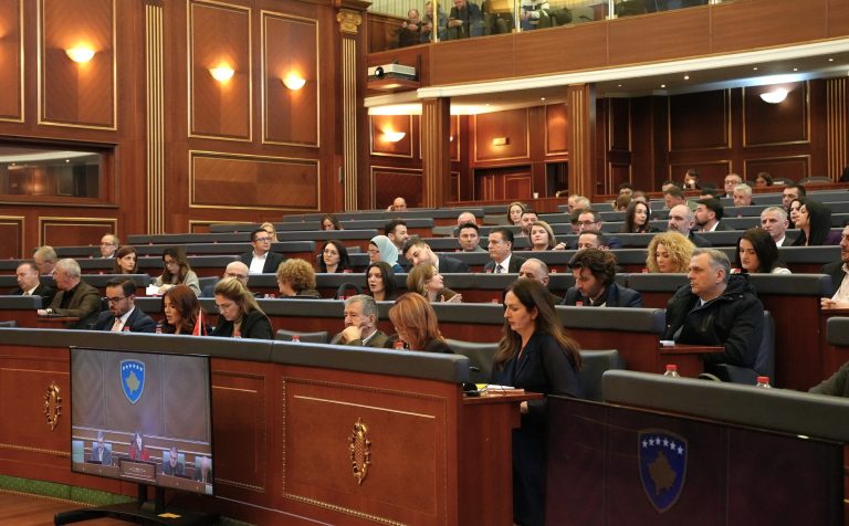 Kuvendi thërret seancë të jashtëzakonshme nga ora 17:00, kjo është arsyeja