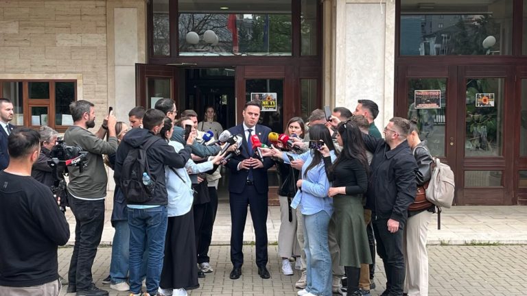 S’ka marrëveshje, Abdixhiku: VV-ja insistoi ta mbajë presidentin, u dakorduam të mos takohemi më