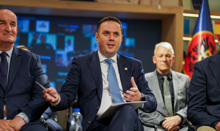 Abdixhiku përgatitet për zgjedhje, mban takim virtual me të gjitha 88 nëndegët e LDK-së në mërgatë