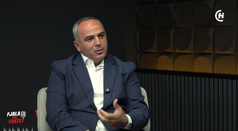 Shkëmb Manaj i bindur: Përbashkimi mes Vjosa Osmanit dhe LDK-së do të ndodhë