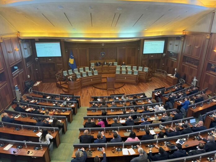 Me 90 vota për, kalon propozimi i PDK-së për rezolutën e luftës