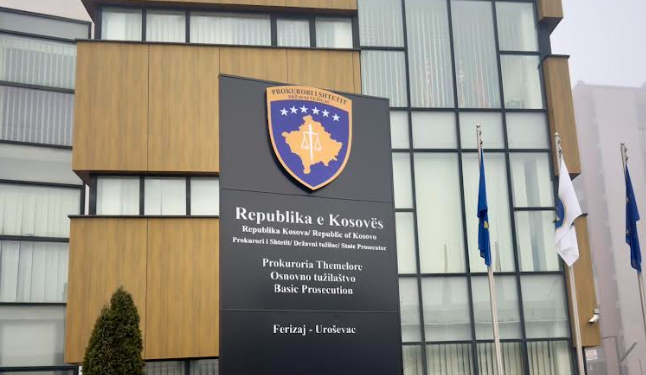 Tre persona ndalohen në Ferizaj për keqpërdorim të pozitës zyrtare