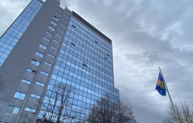 Qeveria merr disa vendime në mbledhjen elektronike