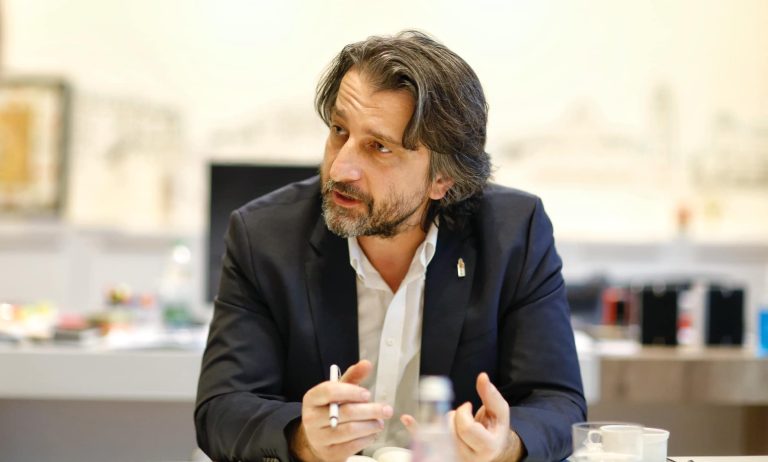 Rama paralajmëron rikthimin e teleferikut të Gërmisë