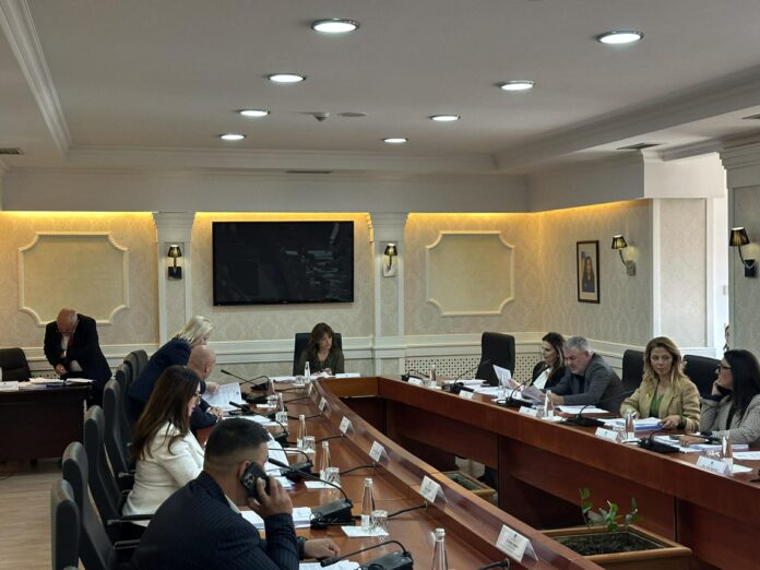 Mblidhet Kryesia e Kuvendit, pritet të caktohet seanca plenare