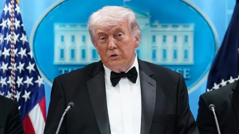 Shtëpia e Bardhë po shqyrton mundësinë që Trump të veshë jelek antiplumb në paraqitjet publike