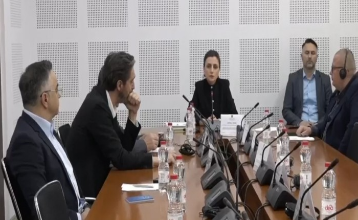 Dështon mbledhja e Komisionit për Ekonomi, ishte paraprarë raportimi i ZRrE-së mbi tarifat