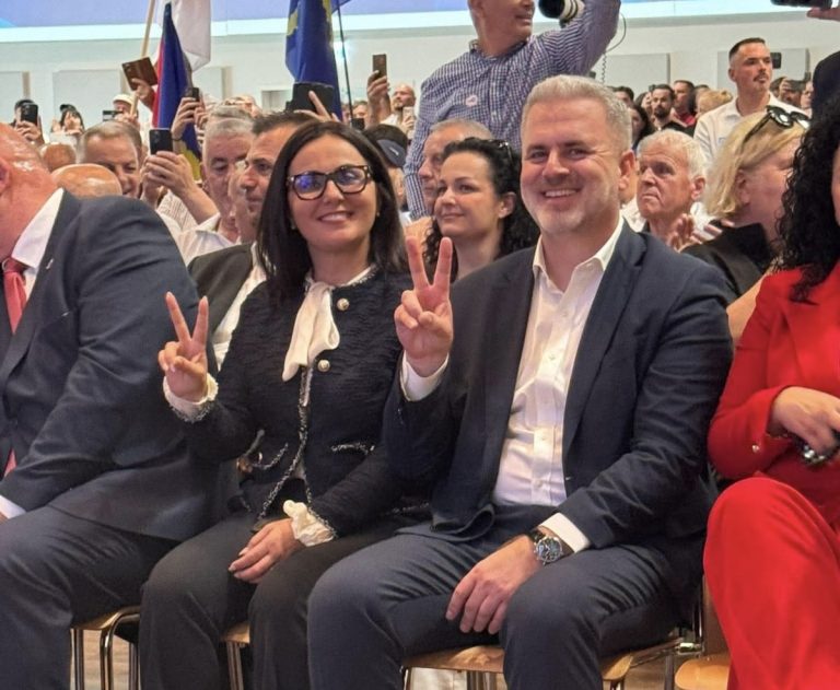 “Mërgata jonë”, Jehona Lushaku-Sadriu ndan pamje nga tubimi i madh në Zvicër