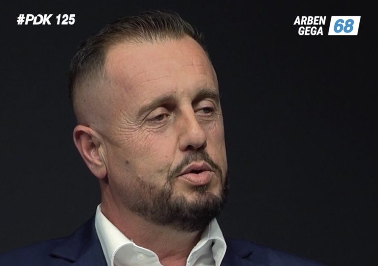 “S’na duhen deputetë që kurrë ‘punë mbarë’ s’ju ka thënë kush” – Gega kritikon deputetët e papunë
