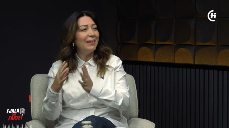 Cilët këngëtarë ishin model i saj përgjatë rrugëtimit muzikor? Tregon Adelina Thaçi
