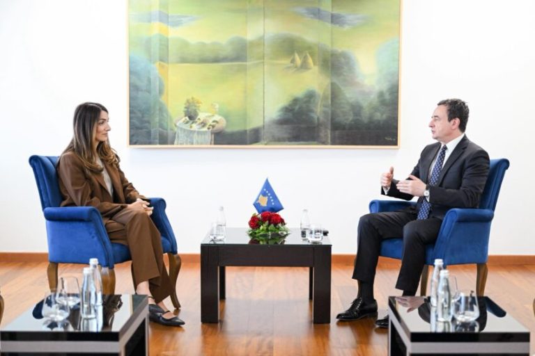 Ish-nënkryetarja e LDK-së i bashkohet kabinetit të Kurtit