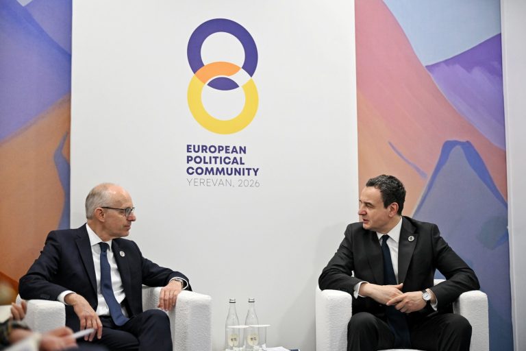 Kurti në takim me homologun e Luksemburgut, diskutojnë  për anëtarësimin e Kosovës në BE