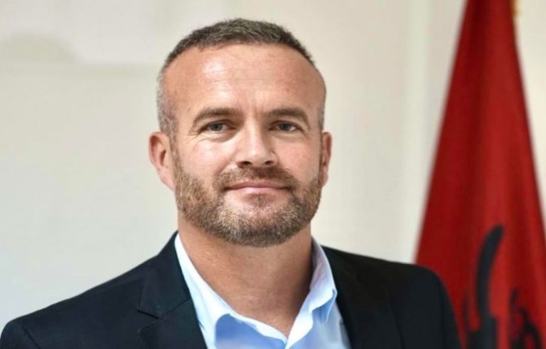 Hysni Mehani shfaqet i gjakosur, VV: U sulmua brutalisht nga Sami Lushtaku e shoqëruesit e tij