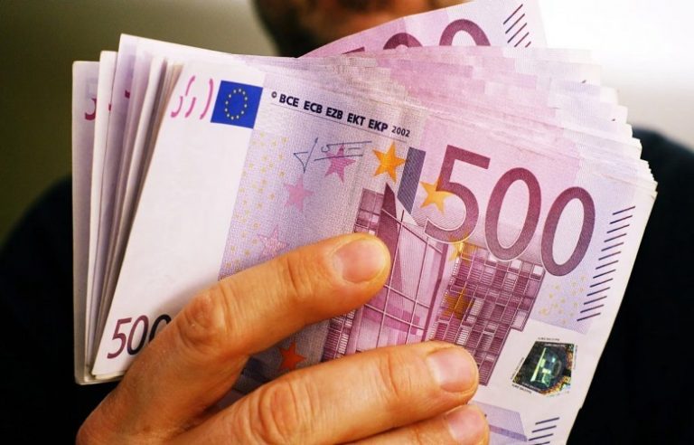 Aktakuzë ndaj një personi, tentoi të fuste në qarkullim 100 mijë euro false