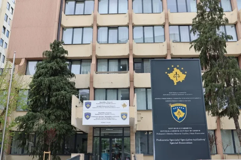 Aktakuzë ndaj tetë personave për krime lufte në Gjakovë