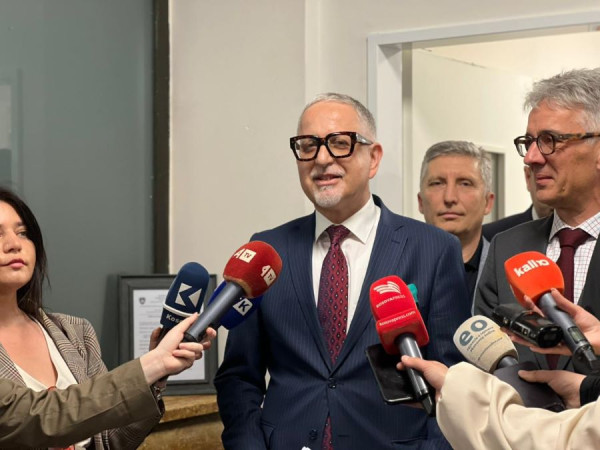 Lansohet në QKUK shërbimi digjital për regjistrimin e lindjes së fëmijës