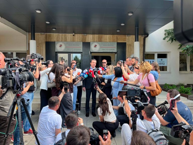 Kurti pas votimit: Sa më shumë votues, aq më i madh legjitimiteti