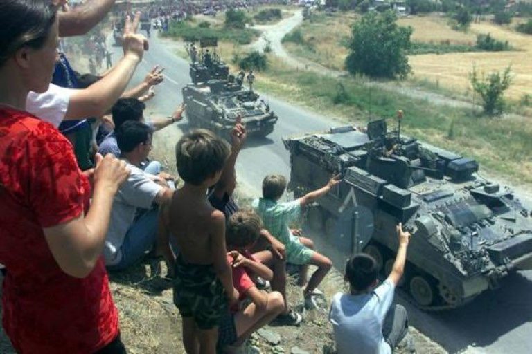 Edi Rama ndan fotografi: Gëzuar 27 vjetorin, Ditën e Çlirimit