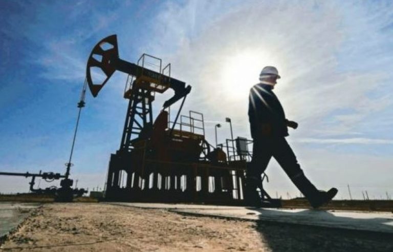 Bie ndjeshëm çmimi i naftës pas marrëveshjes SHBA-Iran