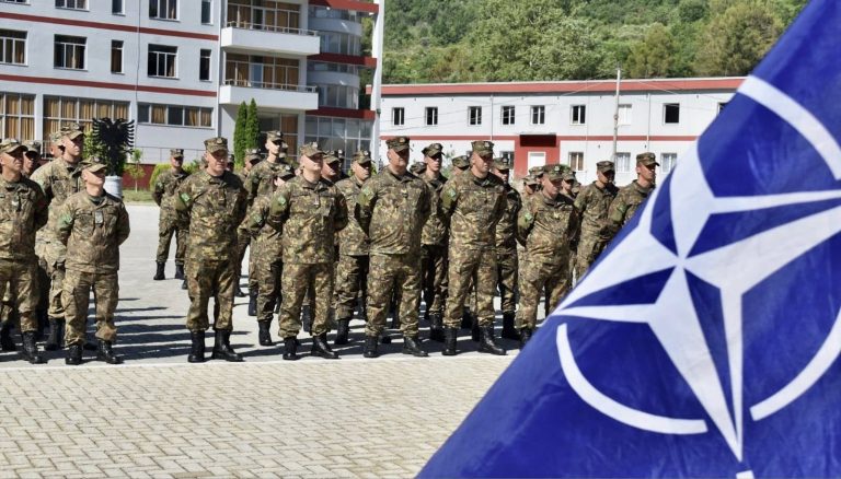 Kontingjenti “KFOR 8” niset drejt Kosovës, Forcat Tokësore të Shqipërisë: Kontribut për paqen dhe stabilitetin në rajon