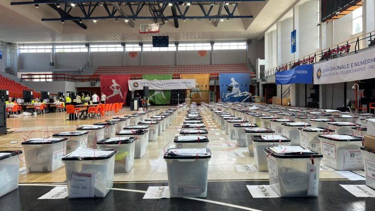 Përfundon numërimi i votave në 29 komuna, procesi vazhdon në 9 të tjera