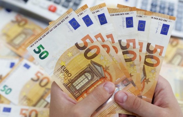 Nga sot, në Kosovë ndalohet pagesa kesh mbi 2 mijë euro