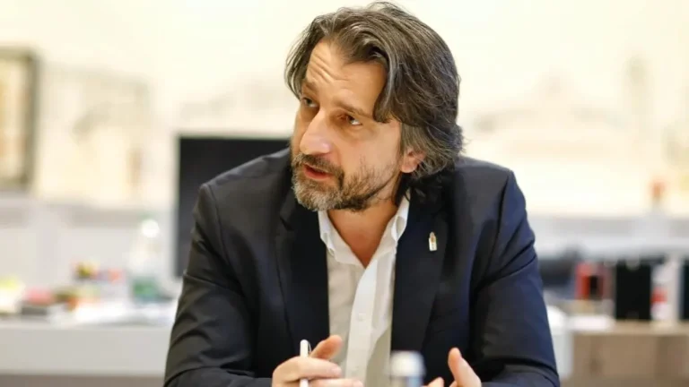 Rama: Nëse Qeveria i zhbllokon fondet e BERZH-it për unazën e qytetit, s’do të ketë tarifa për askënd