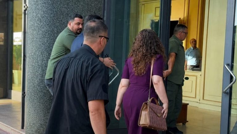 Osmani e Abdixhiku kanë filluar takimin me Kurtin